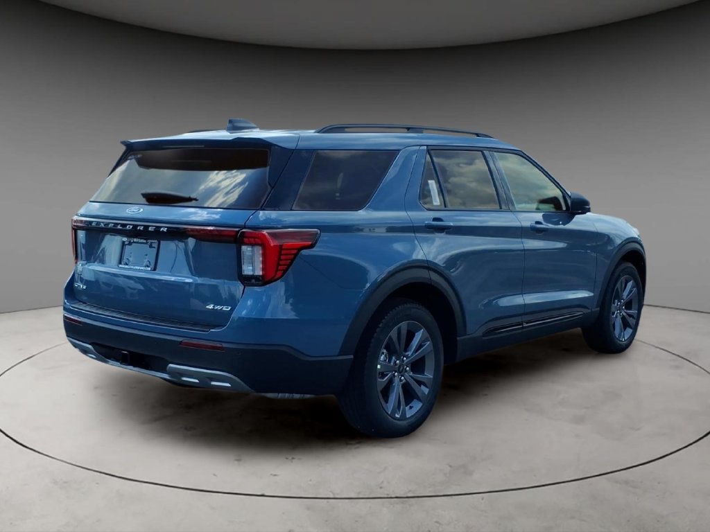 New 2026 Ford Explorer Active w/ Active Comfort Package AWD/4WD image 9