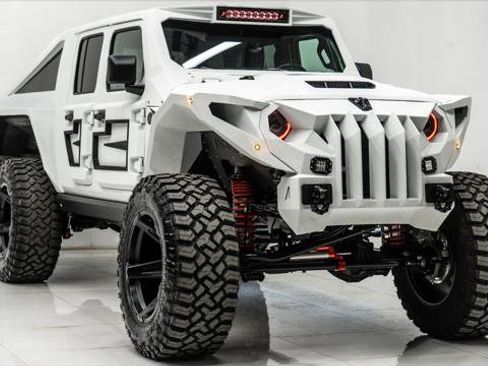 Used 2025 Jeep Gladiator Sport image 4