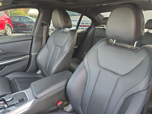 Used 2022 BMW 330e 330e w/ Convenience Package image 12