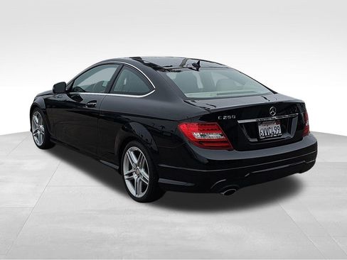 Used 2012 Mercedes-Benz C 250 Coupe image 5