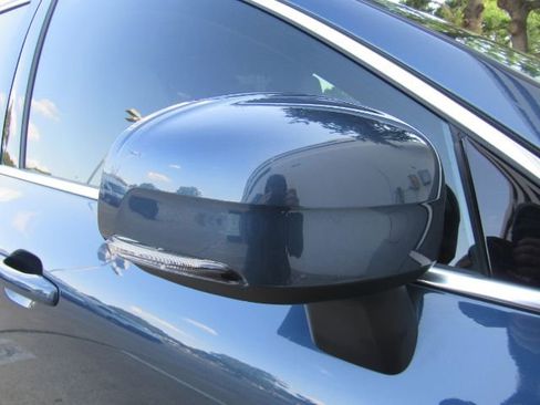 Used 2023 Volvo XC60 B5 Plus w/ Protection Package Premier image 24