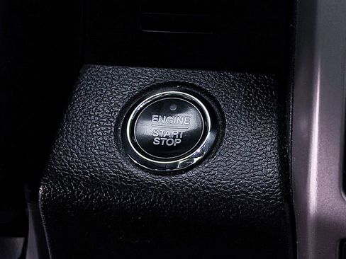 Used 2020 Ford F150 Lariat AWD/4WD image 24