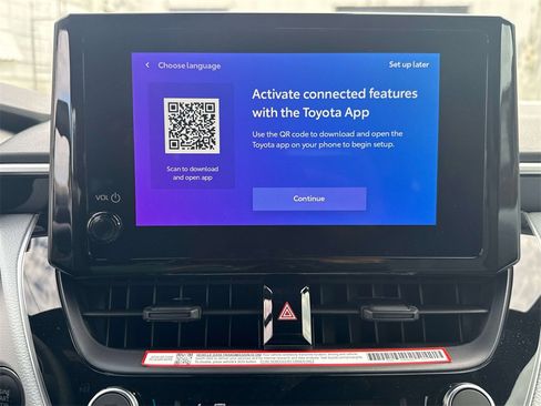 Used 2025 Toyota Corolla SE image 18