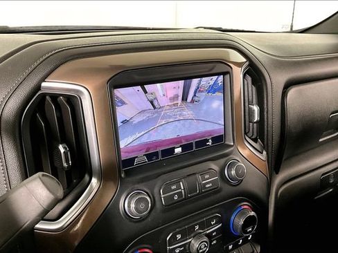 Used 2020 Chevrolet Silverado 1500 High Country image 21