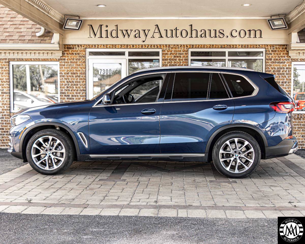 Used 2021 BMW X5 xDrive40i w/ Convenience Package AWD/4WD image 4