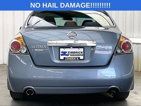 Used 2010 Nissan Altima 2.5 S FWD image 4