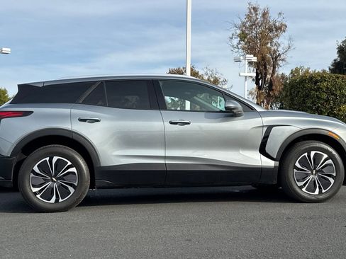 Used 2024 Chevrolet Blazer EV LT image 4