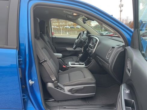Used 2022 Chevrolet Colorado LT w/ LT Convenience Package image 17