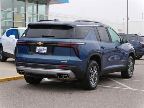 Certified 2025 Chevrolet Traverse LT image 27