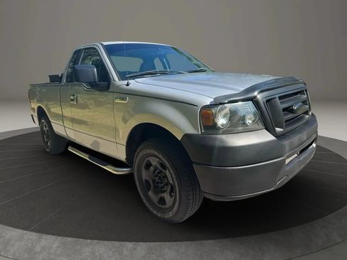 Used 2006 Ford F150 STX RWD image 2