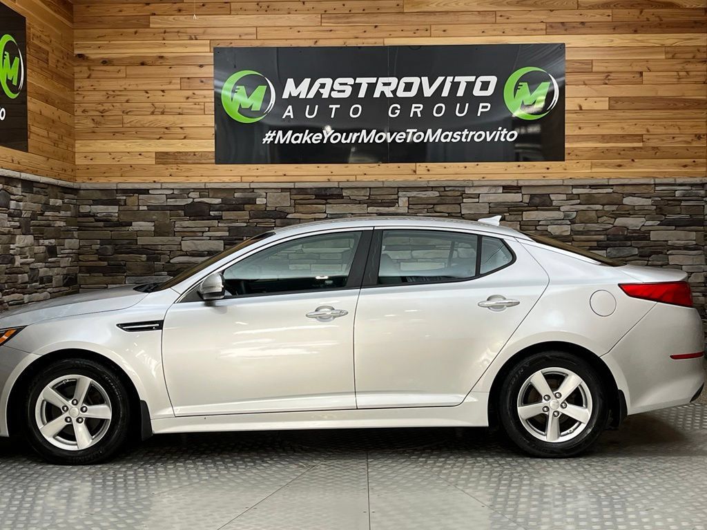 Used 2015 Kia Optima LX FWD image 12