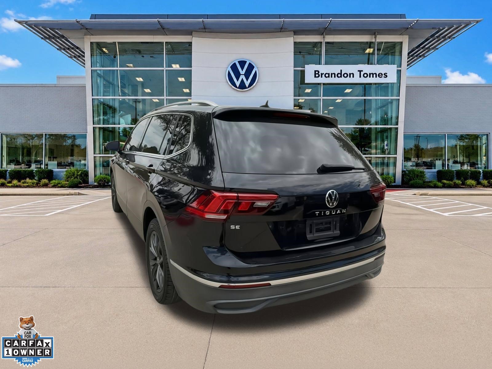 Used 2022 Volkswagen Tiguan SE FWD image 7