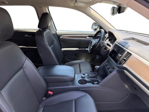 Used 2018 Volkswagen Atlas SE AWD/4WD image 15