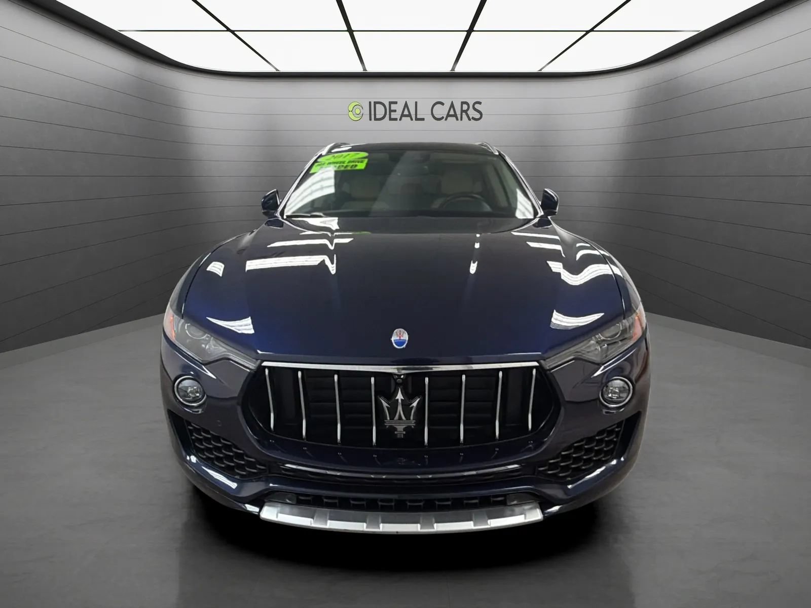 Used 2017 Maserati Levante w/ Luxury Package AWD/4WD image 2