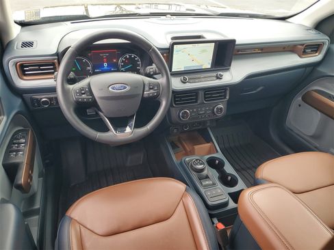 Certified 2024 Ford Maverick Lariat image 12