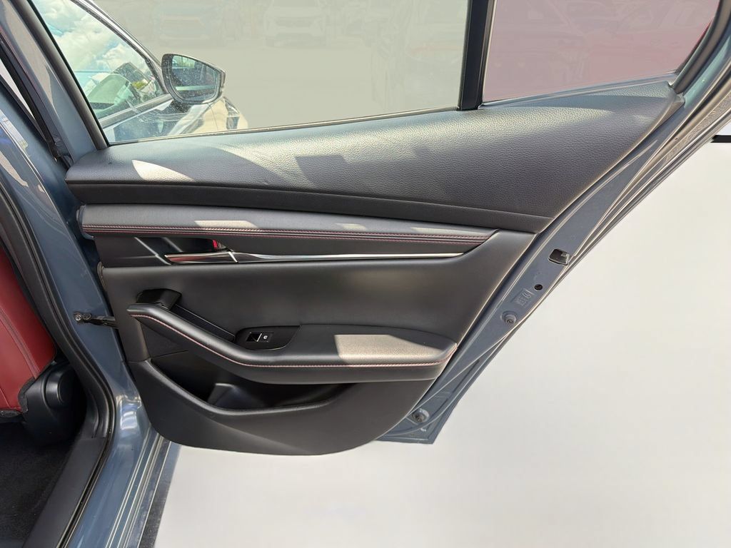 Used 2024 MAZDA MAZDA3 s AWD/4WD image 29