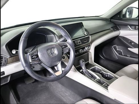 Used 2018 Honda Accord EX-L image 5