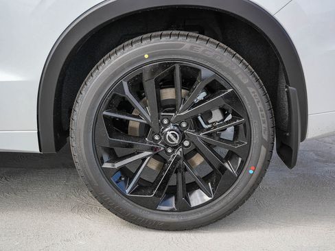 New 2026 Nissan Rogue Platinum AWD/4WD image 10