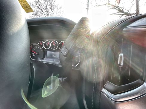 Used 2022 Chevrolet Silverado 1500 LT image 16