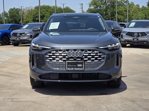 Certified 2025 Audi Q5 Premium Plus AWD/4WD image 4