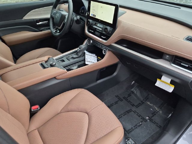 Certified 2026 Toyota Grand Highlander AWD image 36