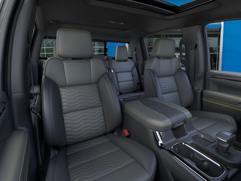 New 2026 Chevrolet Silverado 1500 ZR2 w/ Dark Appearance Package image 18