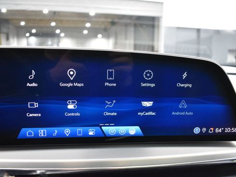 Used 2024 Cadillac Lyriq Luxury image 9