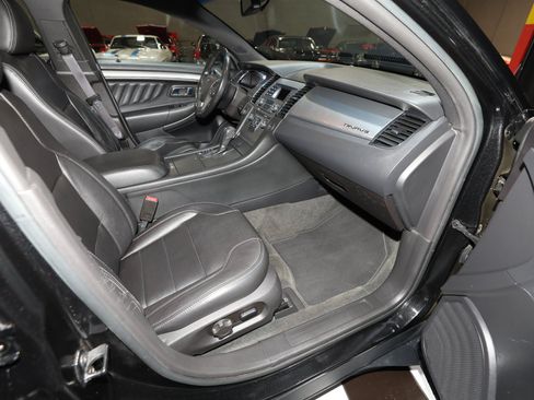 Used 2013 Ford Taurus SEL FWD image 34