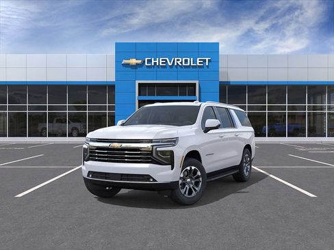 New 2026 Chevrolet Suburban LT w/ Comfort Package AWD/4WD image 8