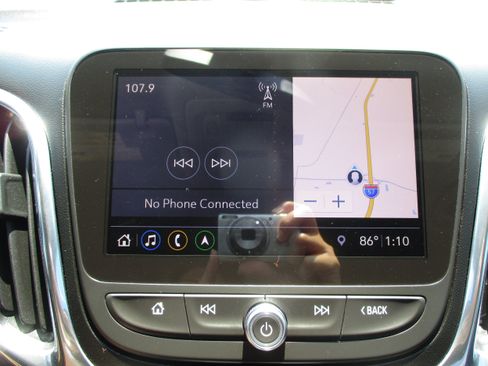 Used 2019 Chevrolet Equinox LT AWD/4WD image 20