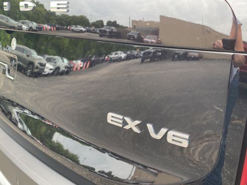 Used 2021 Kia Telluride EX AWD/4WD image 35