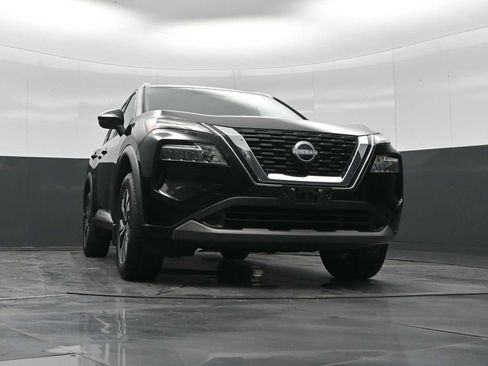 Used 2023 Nissan Rogue SV w/ SV Premium Package AWD/4WD image 28