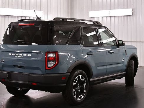 Used 2022 Ford Bronco Sport Outer Banks AWD/4WD image 7