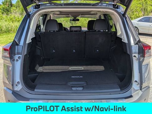 Used 2023 Nissan Rogue SL w/ SL Premium Package FWD image 26