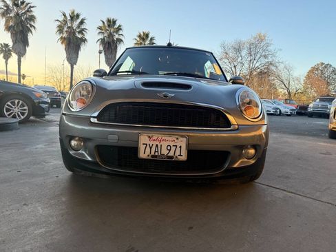 Used 2010 MINI Cooper S image 23