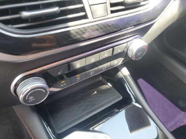 Used 2023 Nissan Altima 2.5 SR w/ SR Premium Package FWD image 23