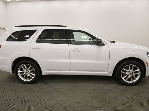 Used 2024 Dodge Durango GT image 9