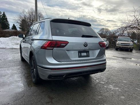 Used 2022 Volkswagen Tiguan SE R-Line AWD/4WD image 5