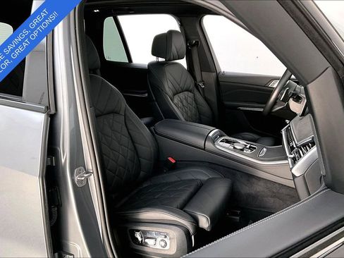 Used 2025 BMW X5 xDrive40i image 11