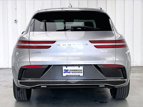 New 2026 Genesis GV70 2.5T Advanced image 4