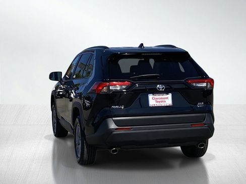 Used 2025 Toyota RAV4 XLE image 6