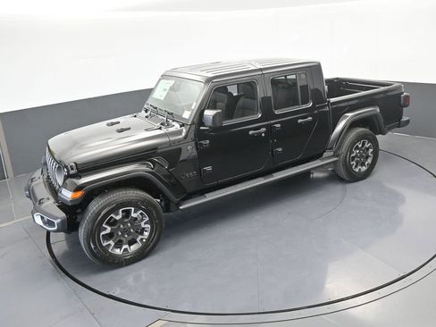 New 2026 Jeep Gladiator Sport image 42
