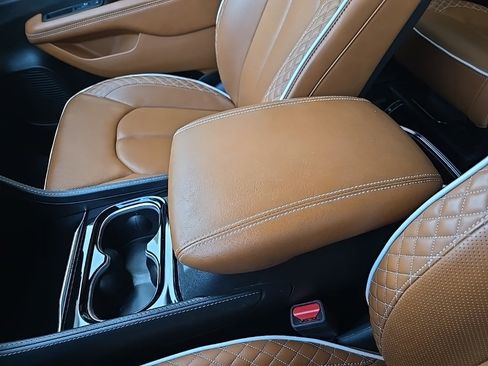 Used 2024 Chrysler Pacifica Pinnacle image 72