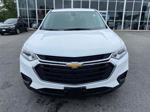 Used 2021 Chevrolet Traverse LS image 9