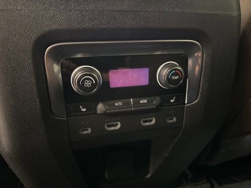 Certified 2021 Chevrolet Tahoe High Country w/ Premium Package image 21