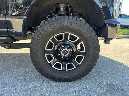 Used 2026 Ford F250 Platinum AWD/4WD image 32