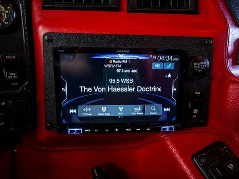 Used 2002 HUMMER H1 4-Door Wagon image 39