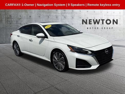 Used 2025 Nissan Altima 2.5 SL FWD image 1