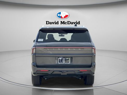 New 2026 Lincoln Navigator L Black Label AWD/4WD image 7