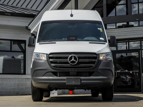 Used 2026 Mercedes-Benz Sprinter 2500 image 5